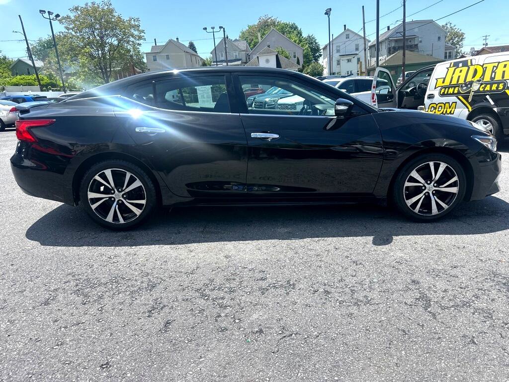 Used 2018 Nissan Maxima 3.5 SV image 8