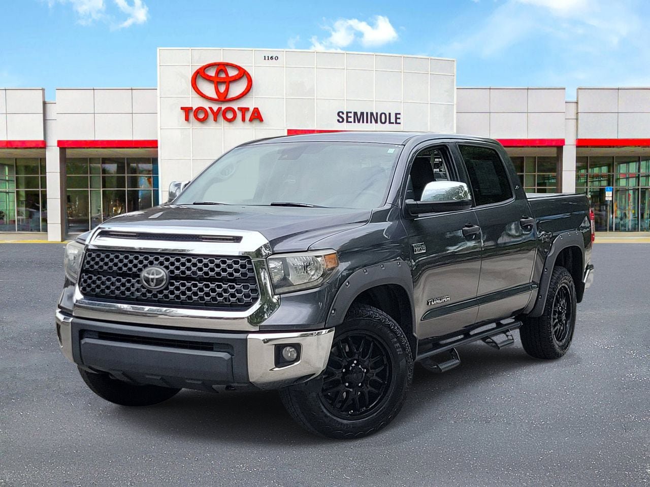 Used 2020 Toyota Tundra SR5 w/ SR5 Upgrade Package AWD/4WD image 1