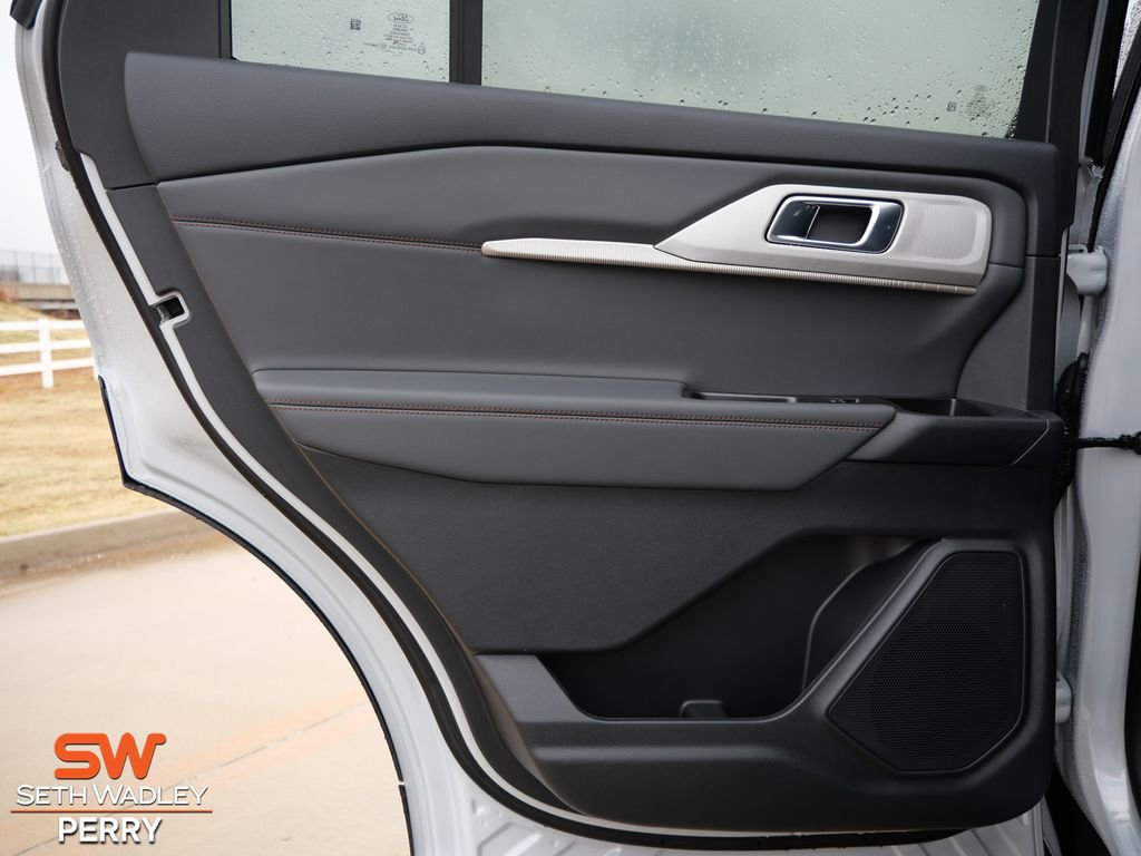 New 2026 Ford Explorer Active image 12