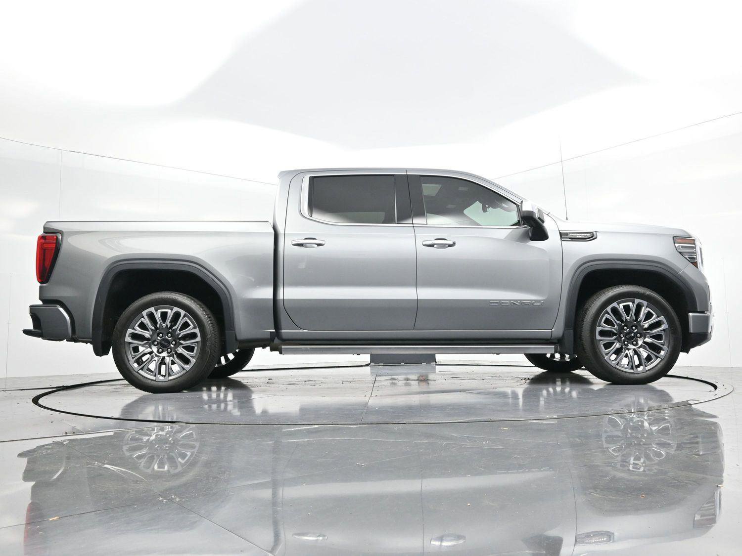 Used 2023 GMC Sierra 1500 Denali Ultimate image 50