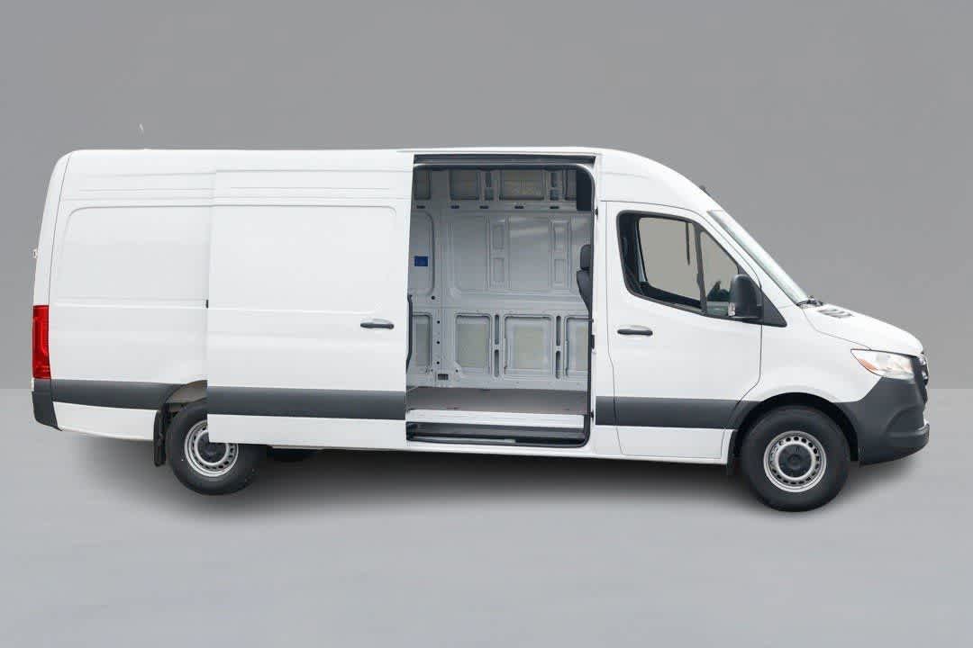 New 2025 Mercedes-Benz Sprinter 2500 image 9