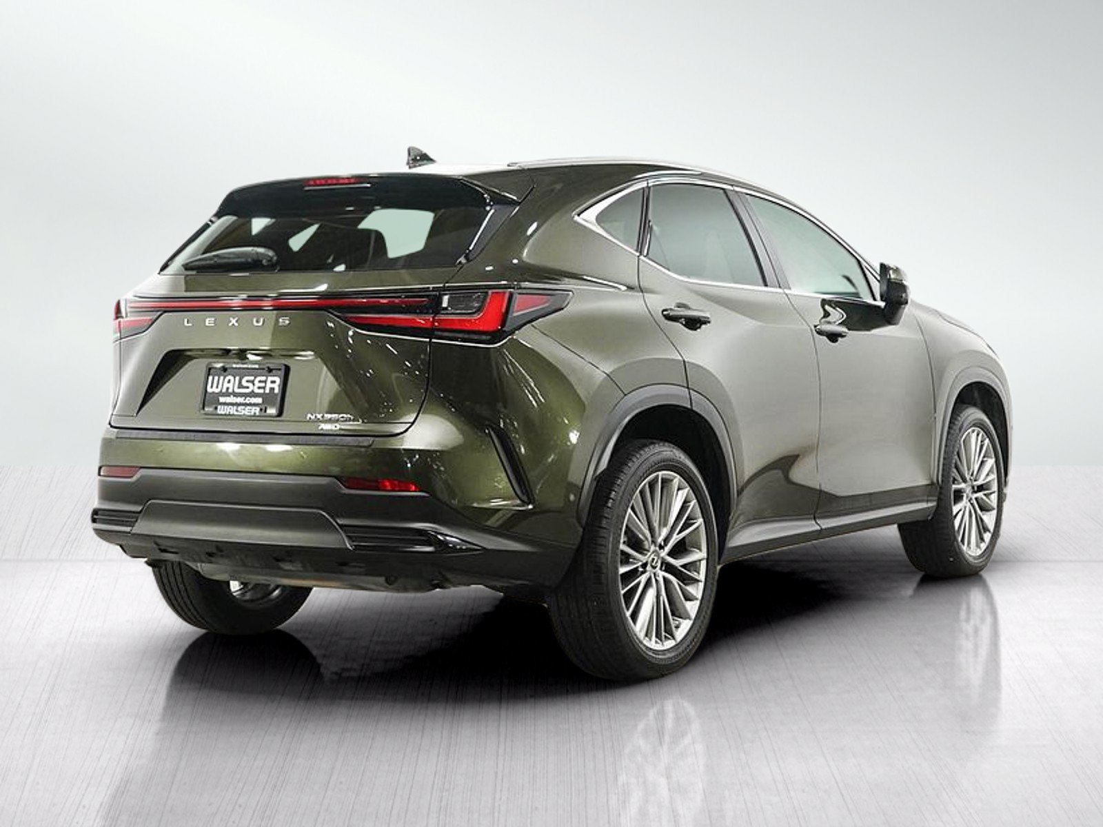 Used 2022 Lexus NX 350h AWD w/ Vision Package image 5