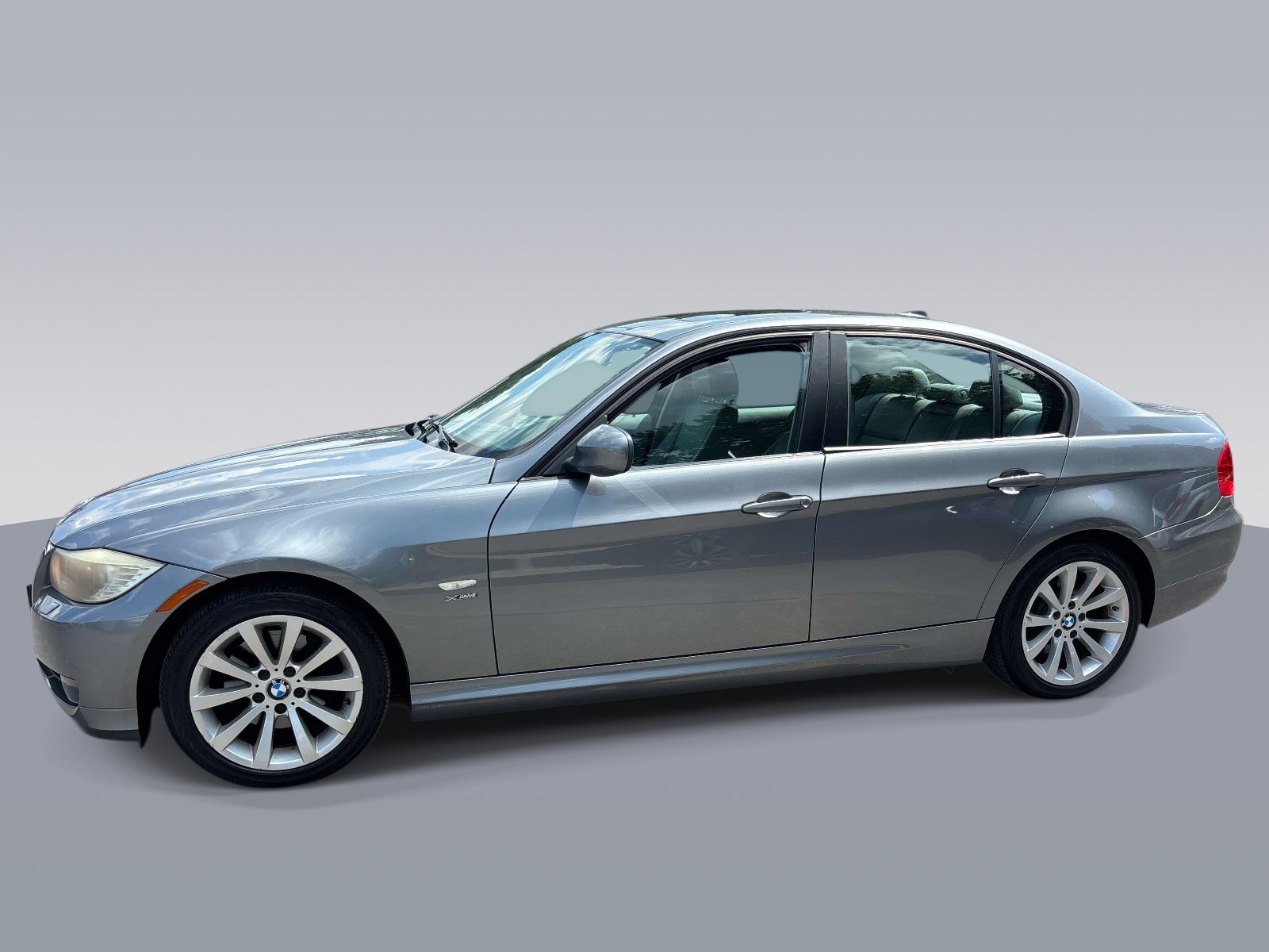 Used 2011 BMW 328i xDrive Sedan AWD/4WD image 4
