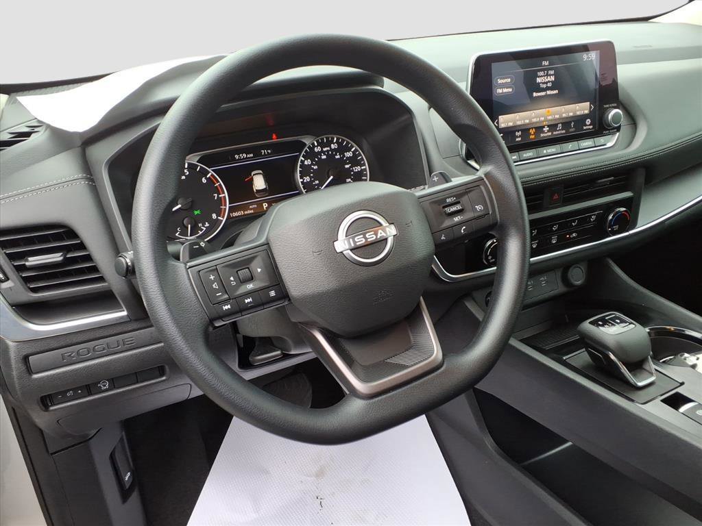 Certified 2025 Nissan Rogue S image 12