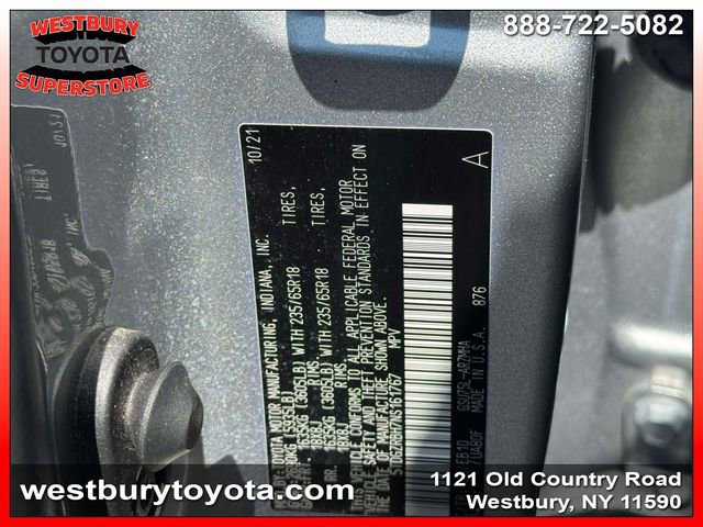 Used 2022 Toyota Highlander XLE AWD/4WD image 22