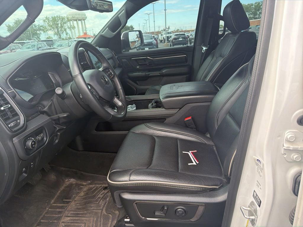 Used 2024 RAM 1500 Limited AWD/4WD image 9