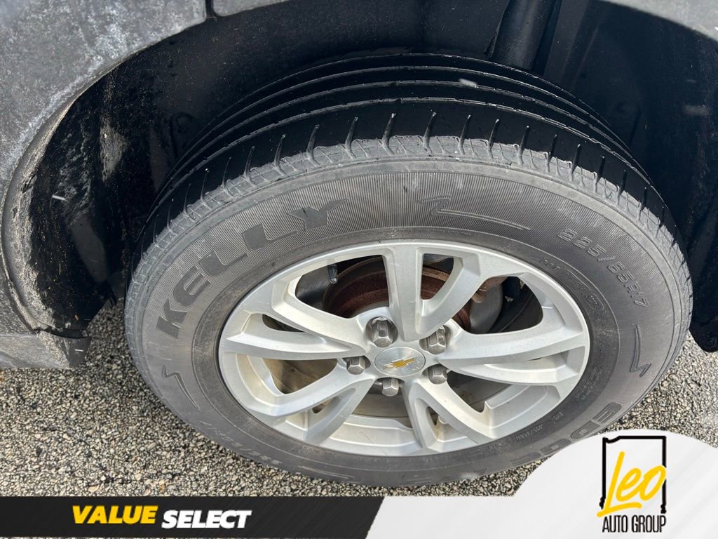 Used 2017 Chevrolet Equinox LT image 6