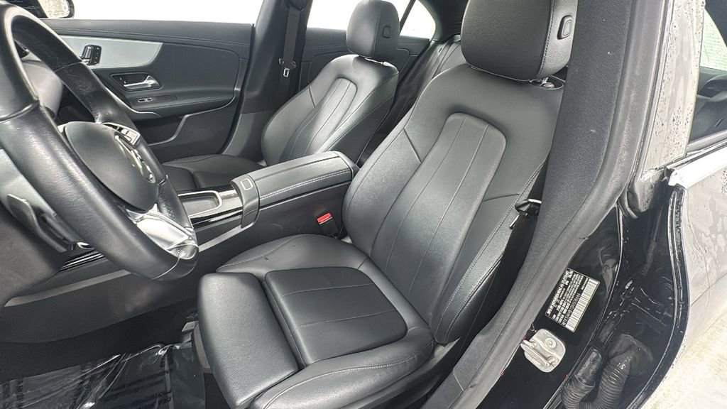 Used 2025 Mercedes-Benz CLA 250 4MATIC image 10