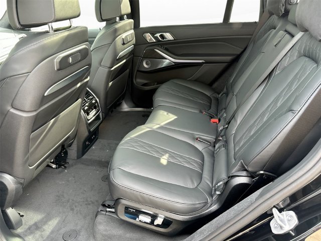 New 2027 BMW X7 M60i AWD/4WD image 29