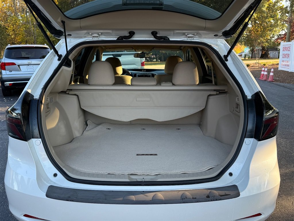 Used 2011 Toyota Venza w/ Convenience Pkg FWD image 15