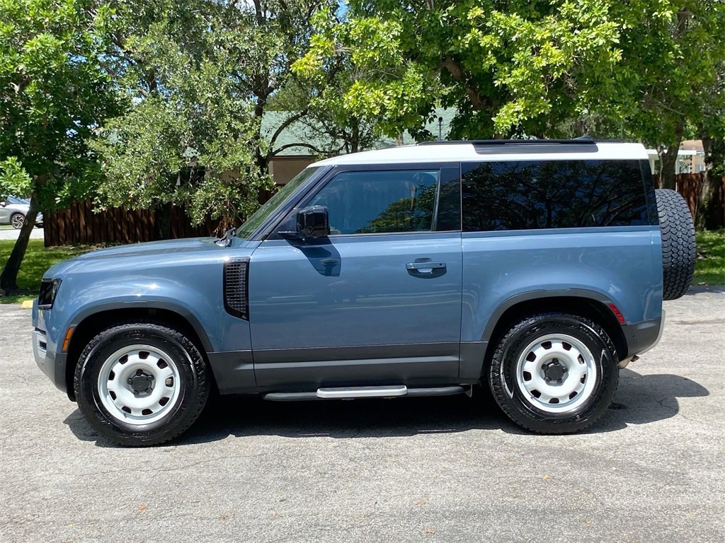 Used 2023 Land Rover Defender 90 S image 4