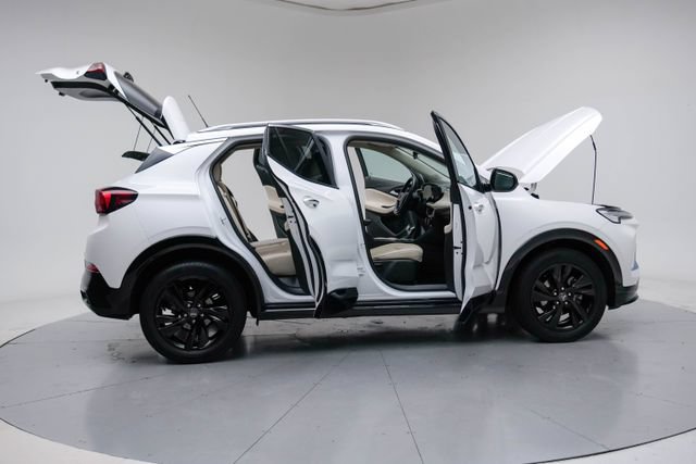 Used 2024 Buick Encore GX Sport Touring FWD image 15