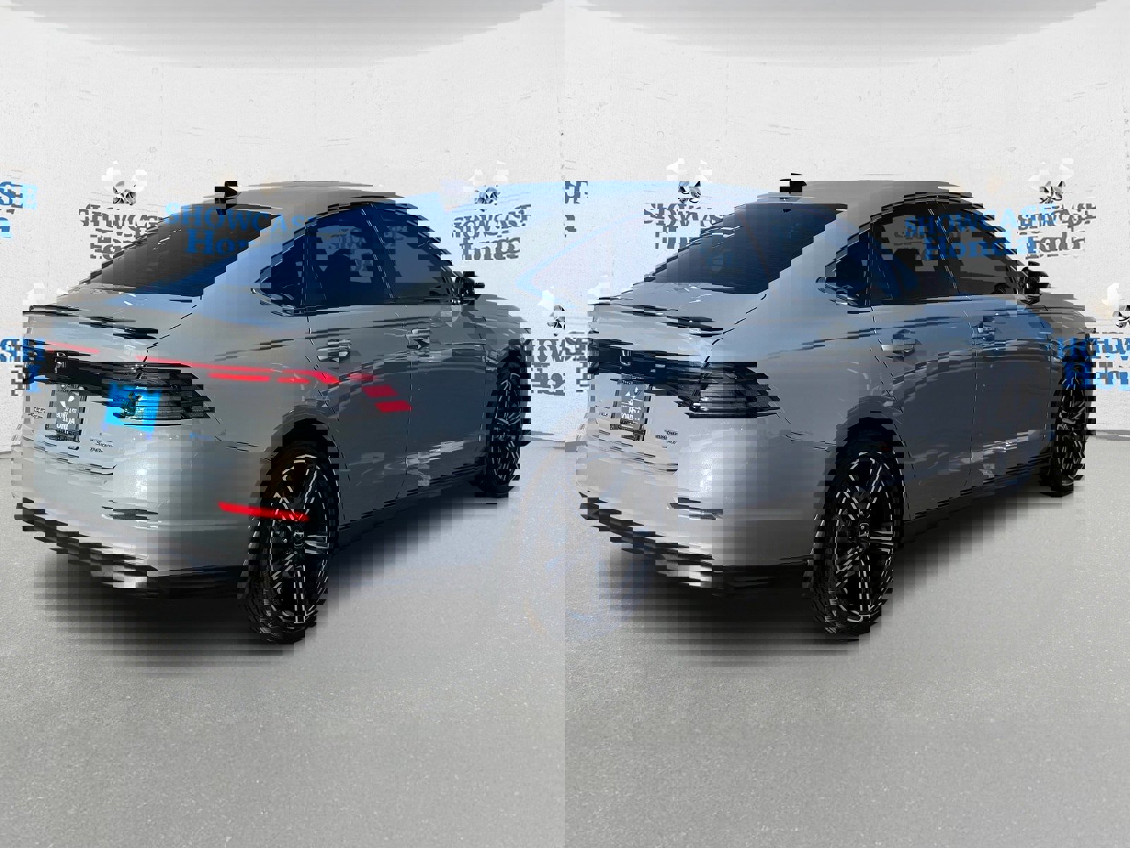 Used 2024 Honda Accord Sport image 8