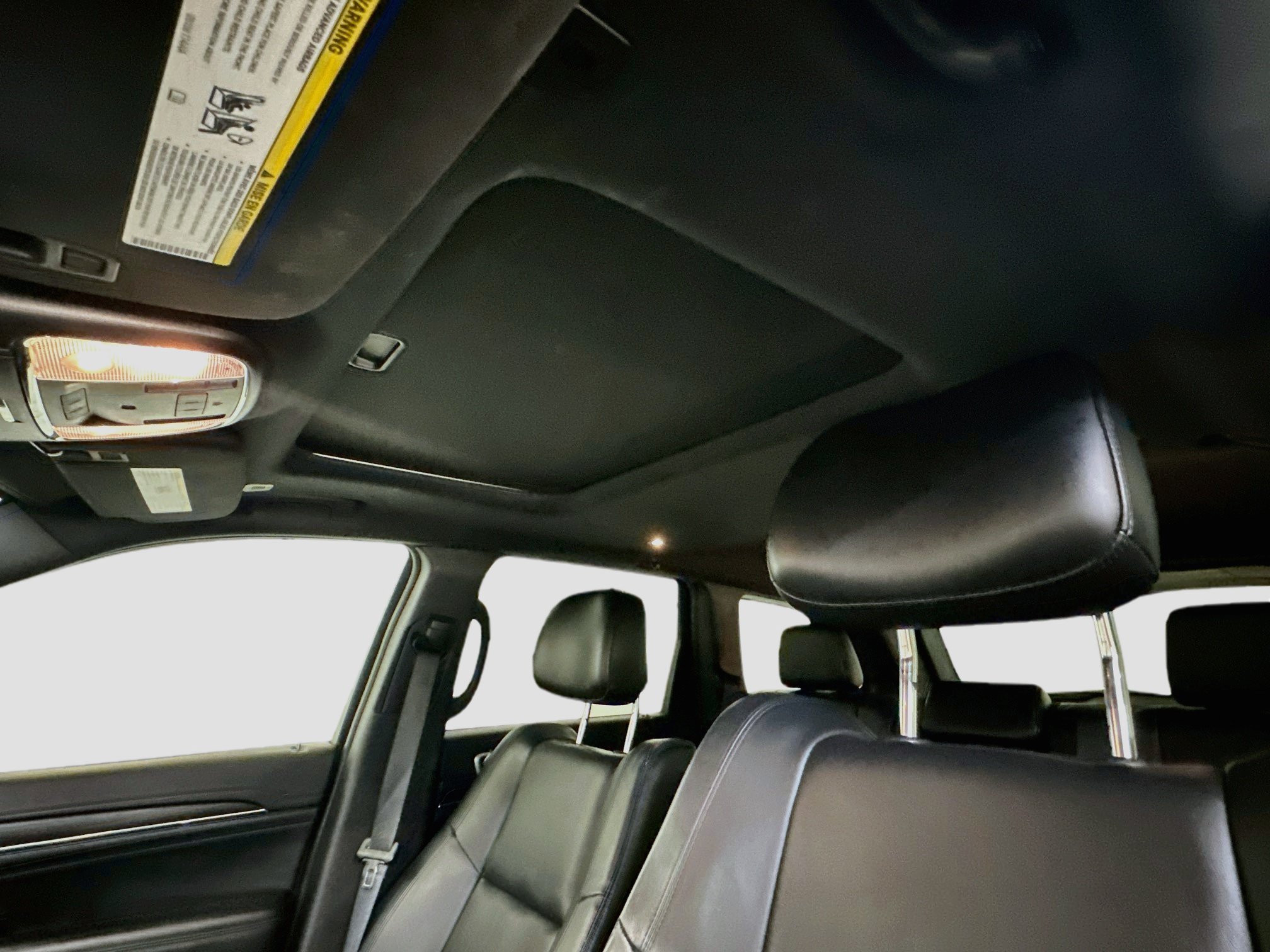 Used 2019 Jeep Grand Cherokee Limited AWD/4WD image 27