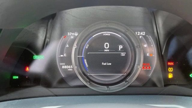 Used 2023 Lexus ES 300h F Sport image 16