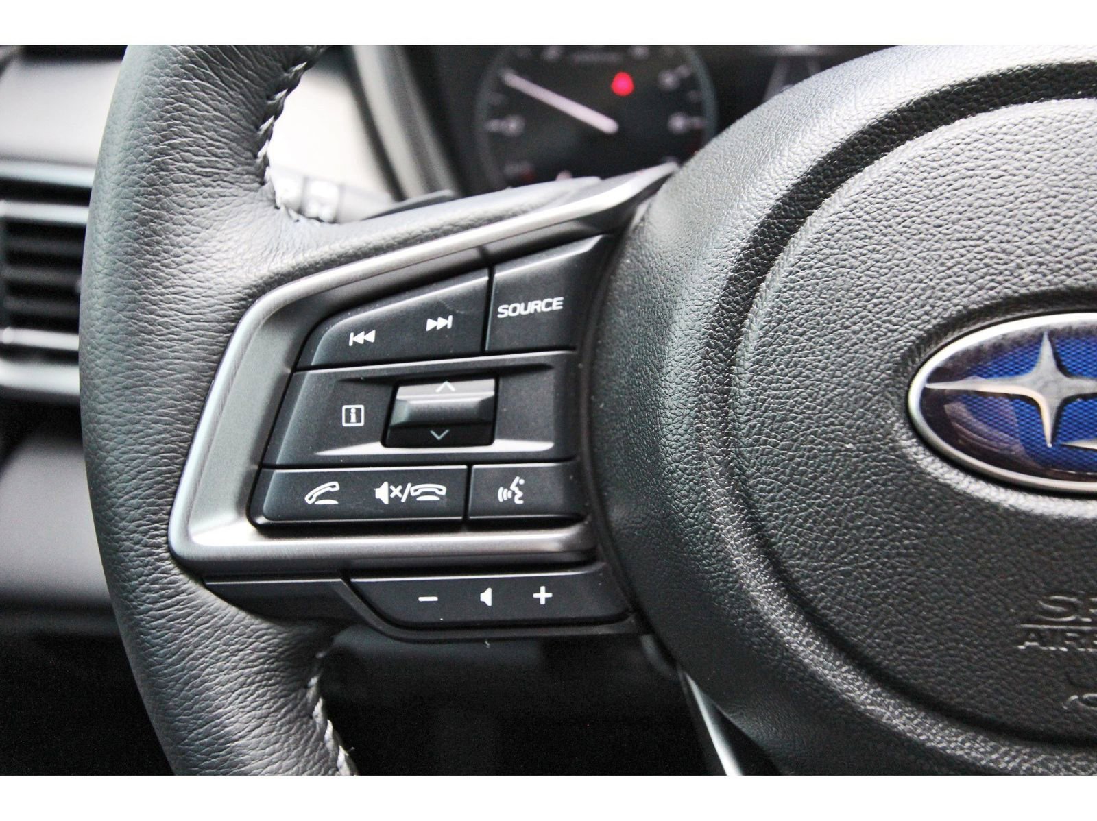 Certified 2023 Subaru Outback Onyx Edition image 15