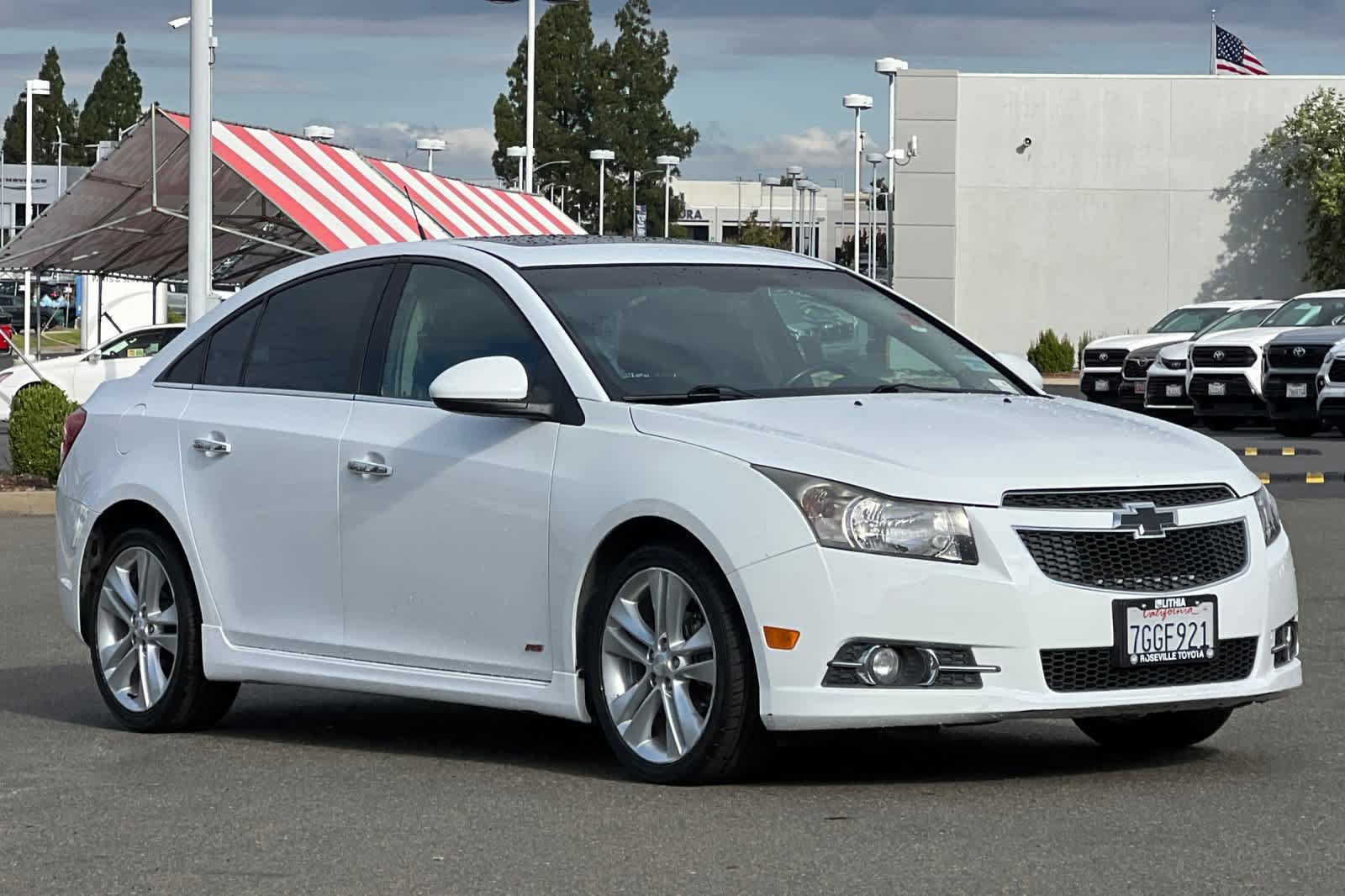 Used 2014 Chevrolet Cruze LTZ w/ RS Package FWD image 5