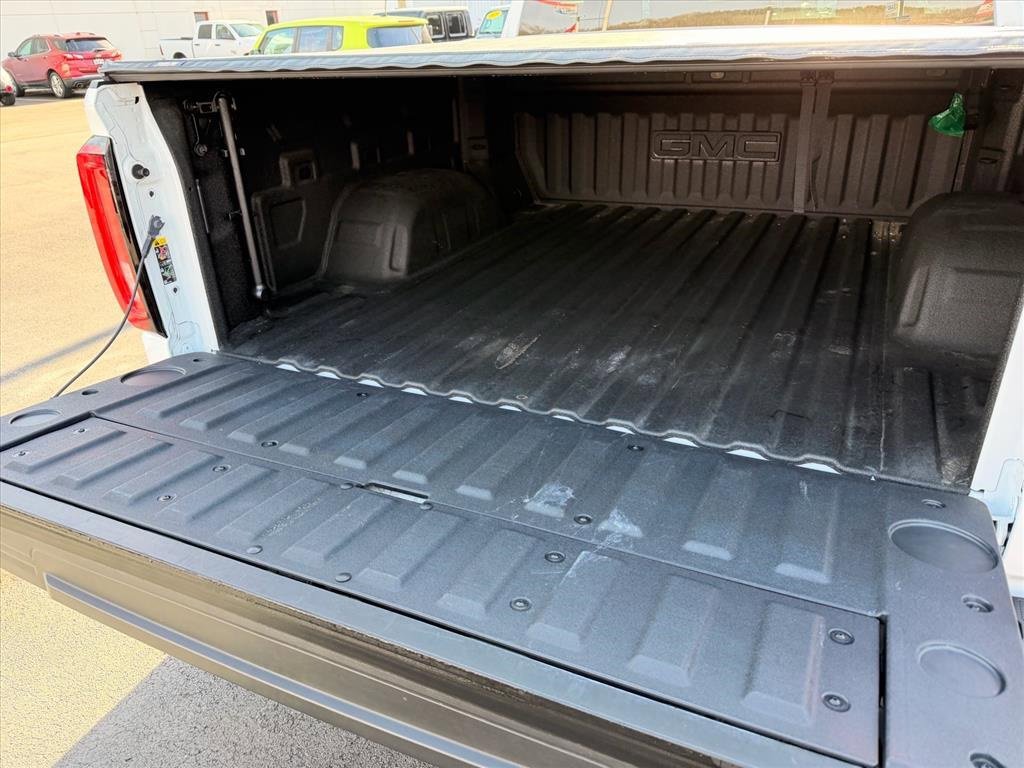 Used 2023 GMC Sierra 1500 SLT w/ SLT Premium Package image 24