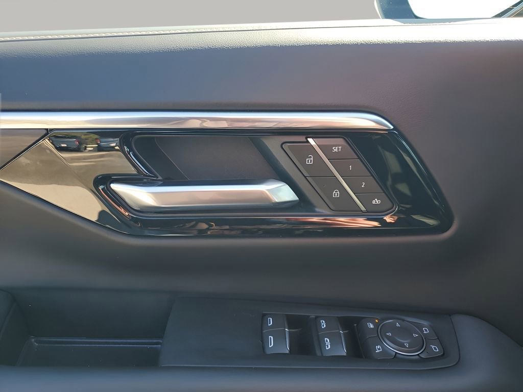 Used 2025 Chevrolet Tahoe Premier image 27