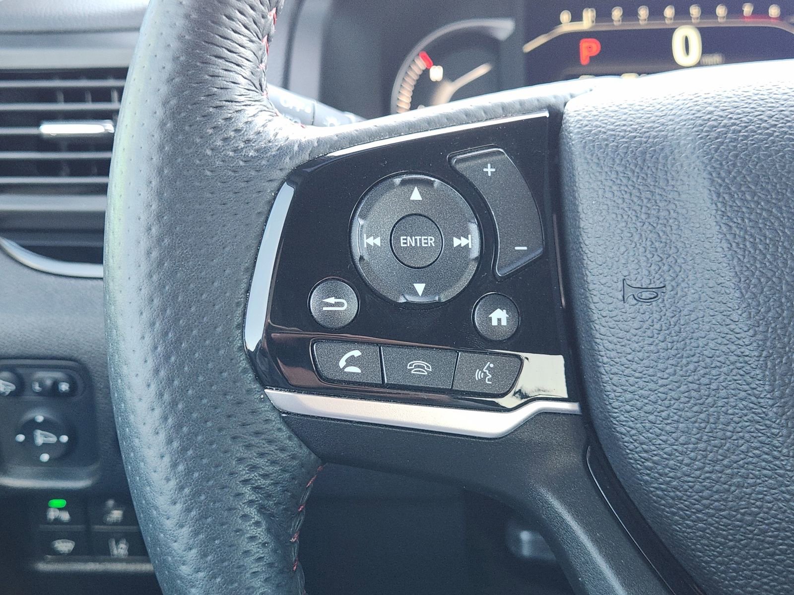 Used 2024 Honda Passport Black Edition image 31