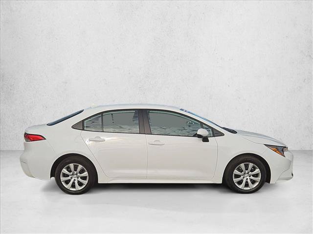 Used 2026 Toyota Corolla LE FWD image 4