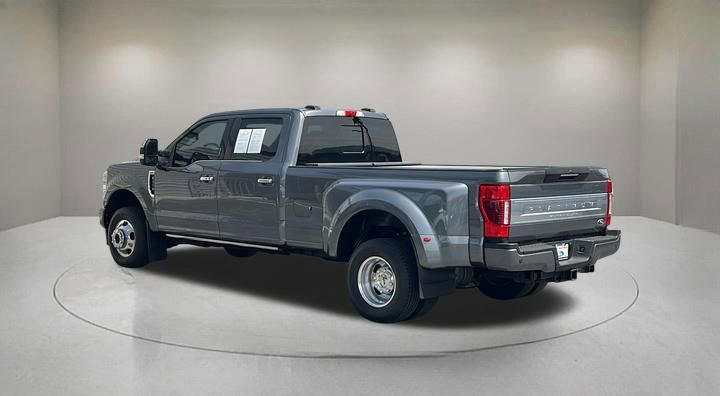 Certified 2022 Ford F350 Platinum AWD/4WD image 4