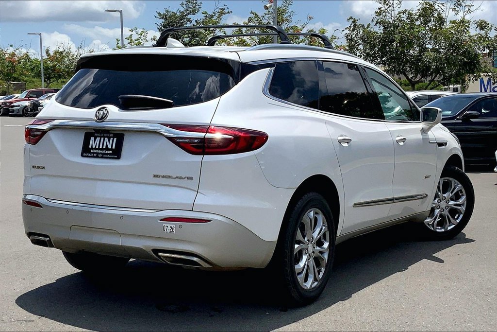 Used 2018 Buick Enclave Avenir w/ Avenir Technology Package FWD image 9