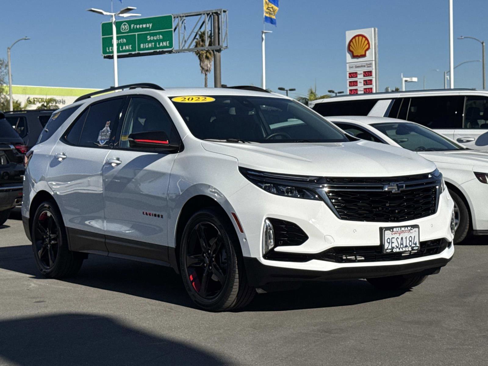 Used 2022 Chevrolet Equinox Premier image 3