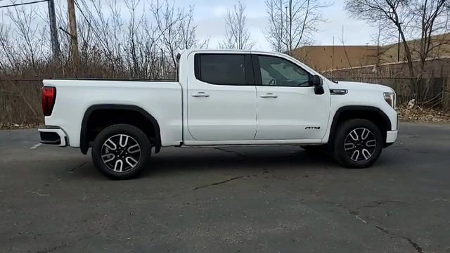 Certified 2022 GMC Sierra 1500 AT4 w/ AT4 Preferred Package image 9