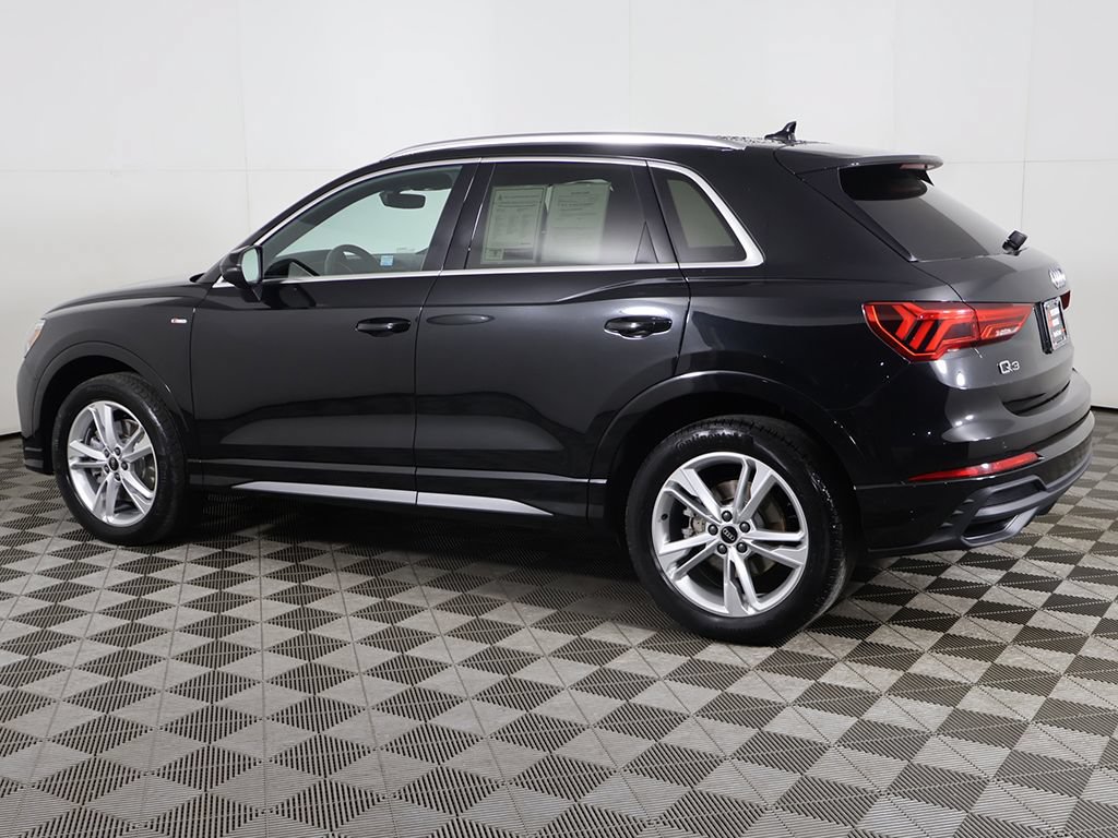 Used 2023 Audi Q3 2.0T Premium w/ Convenience Package AWD/4WD image 13