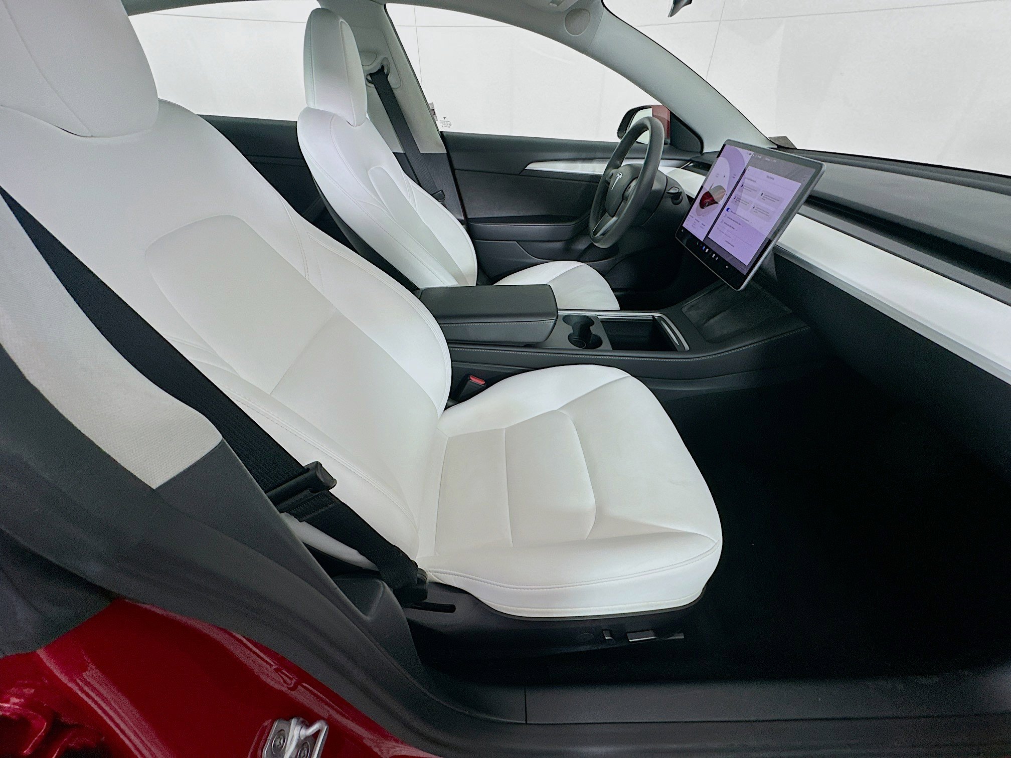 Used 2023 Tesla Model 3 Standard Range RWD image 31