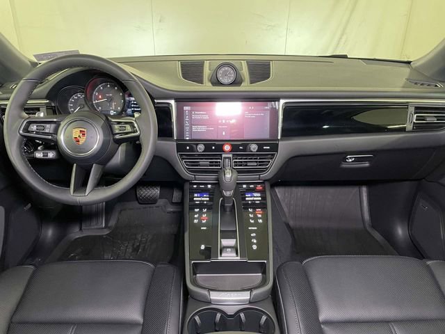 New 2026 Porsche Macan image 26