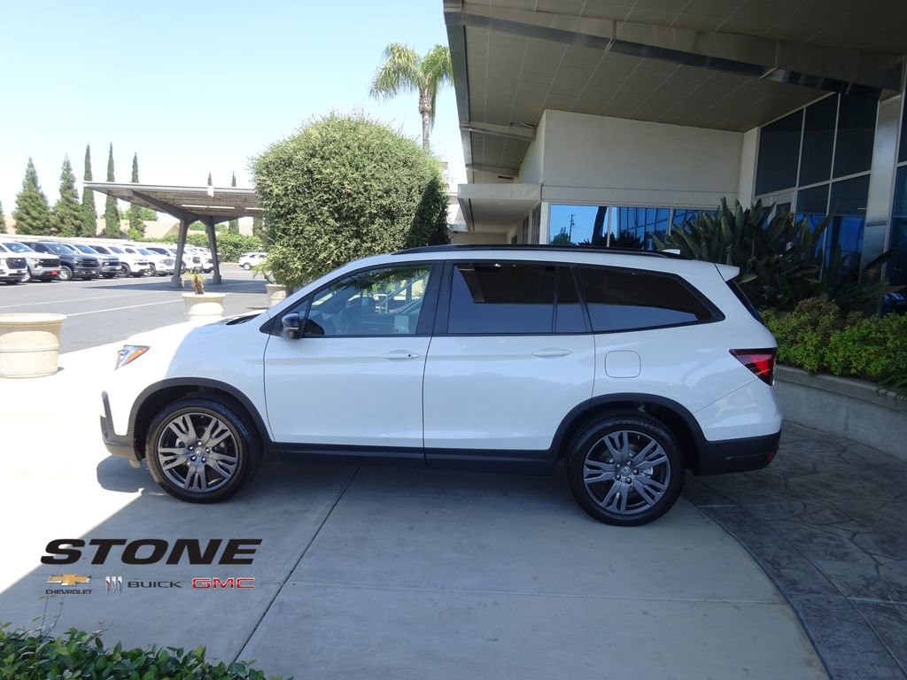 Used 2022 Honda Pilot Sport image 4
