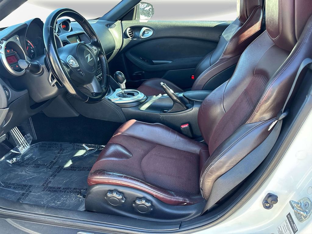 Used 2013 Nissan 370Z Touring w/ Sport Pkg image 7