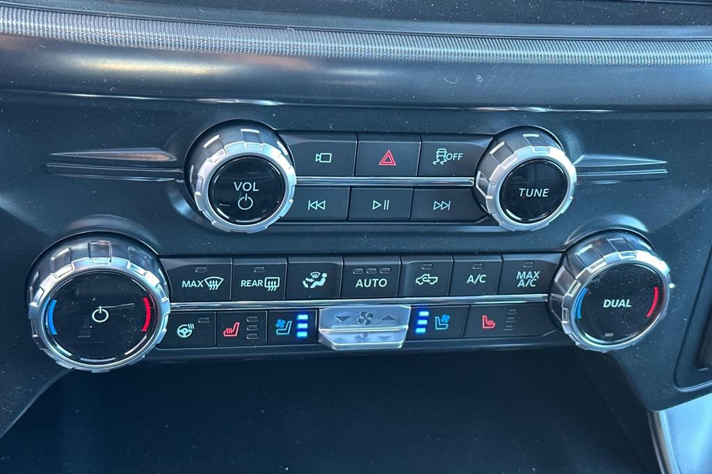 New 2026 Ford F150 Lariat w/ Equipment Group 502A High image 17