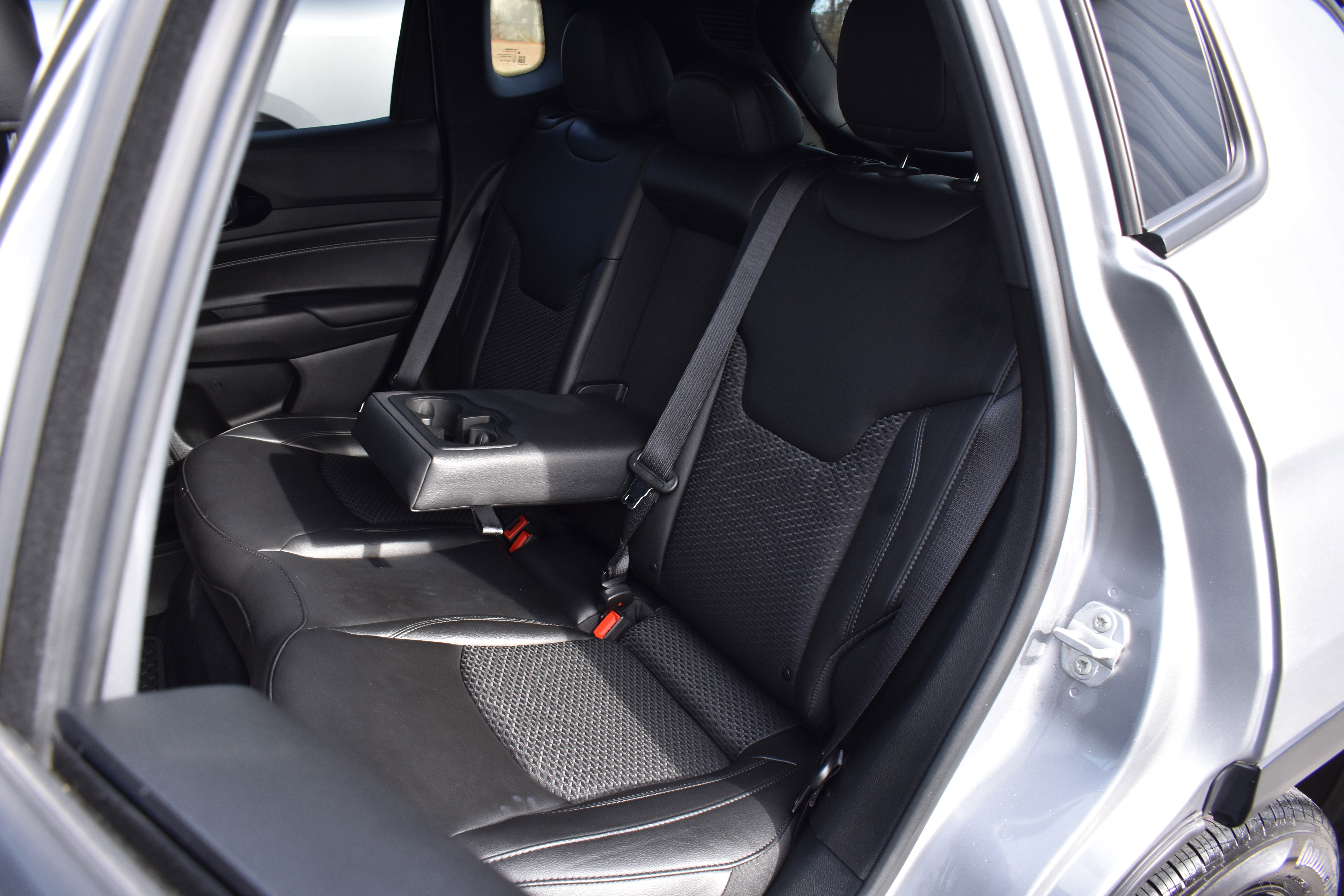 Used 2022 Jeep Compass Altitude w/ Convenience Group image 29