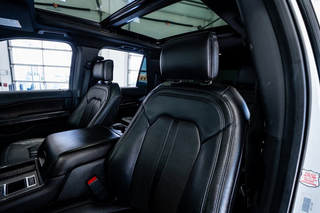 Used 2020 Ford Expedition Max Limited w/ Equipment Group 301A image 33