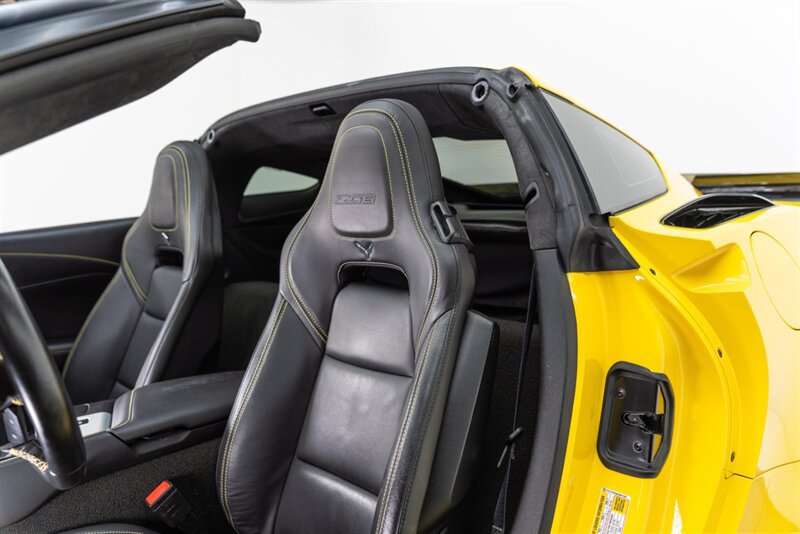 Used 2018 Chevrolet Corvette Z06 RWD image 36