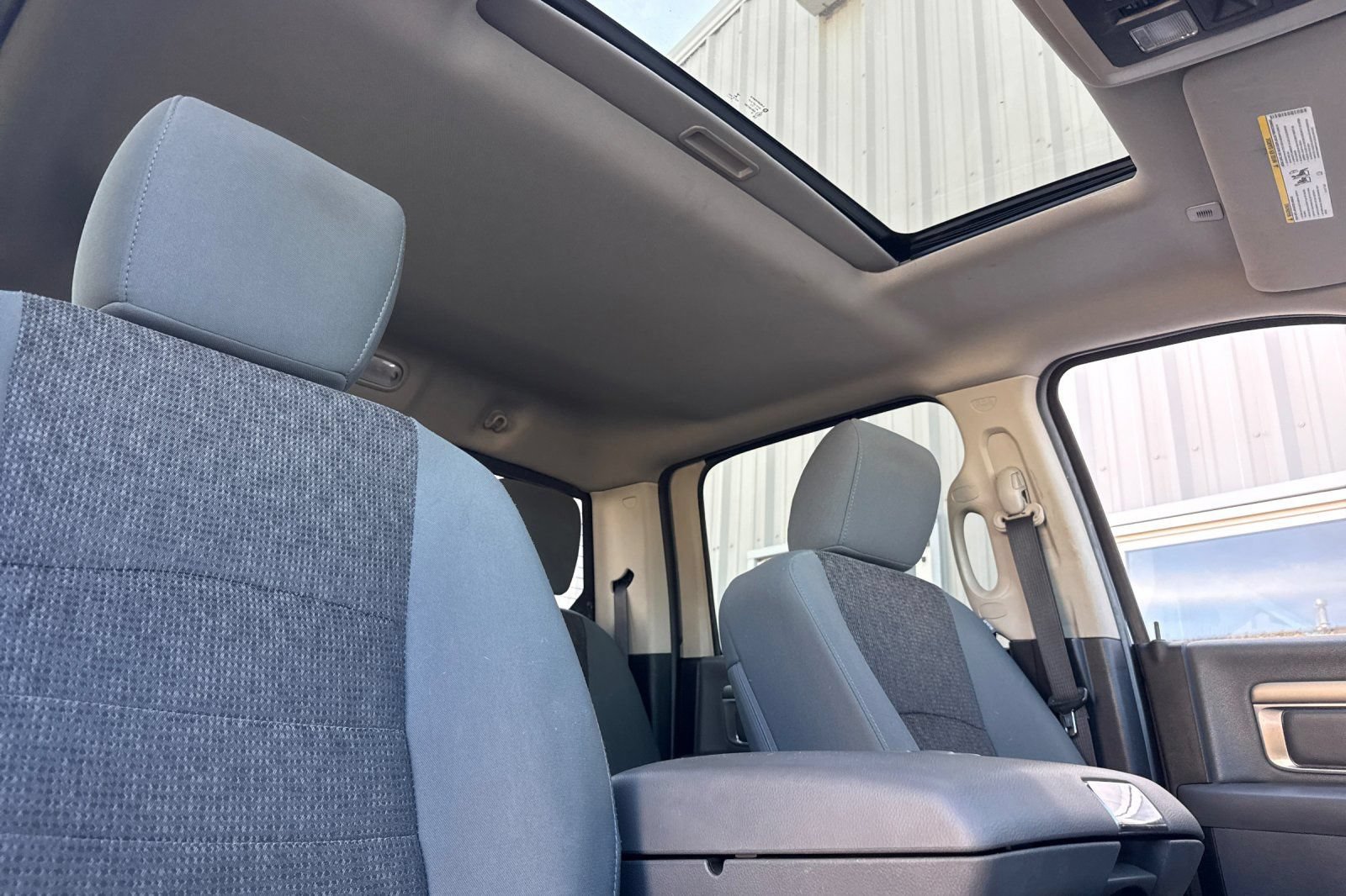 Used 2017 RAM 3500 Big Horn w/ Sport Appearance Group AWD/4WD image 16