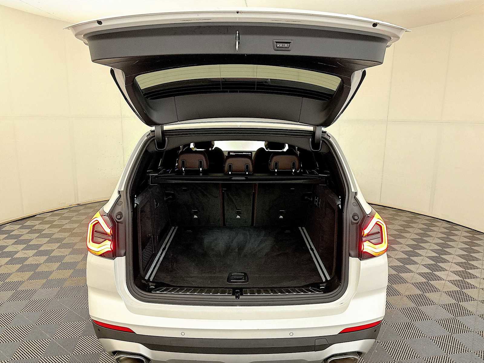 Used 2022 BMW X3 sDrive30i w/ Premium Package 2 image 23