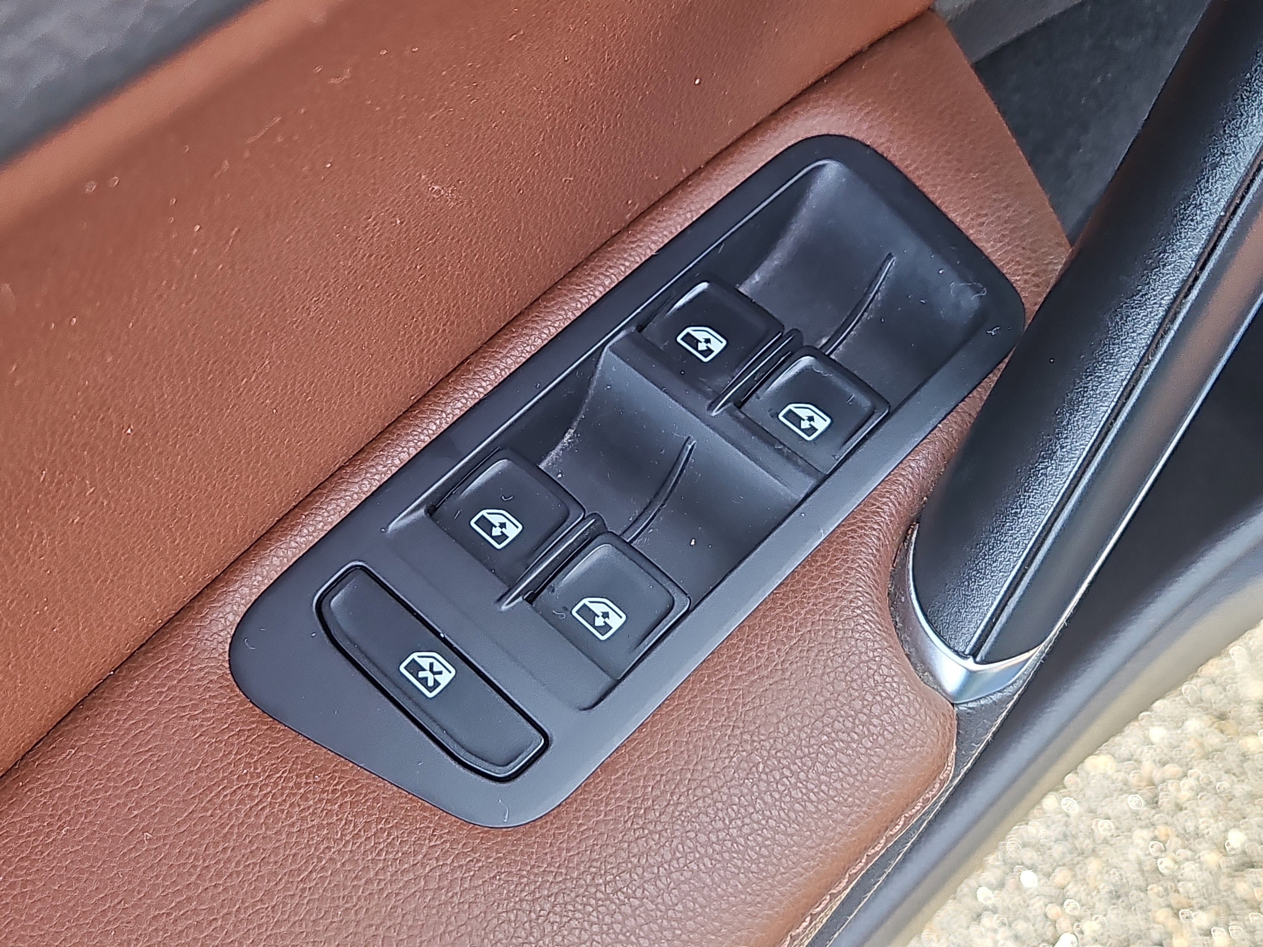 Used 2017 Volkswagen Golf Alltrack SE image 18