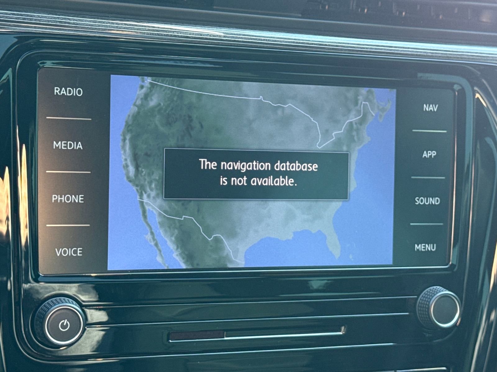 Certified 2022 Volkswagen Passat 2.0T R-Line FWD image 20