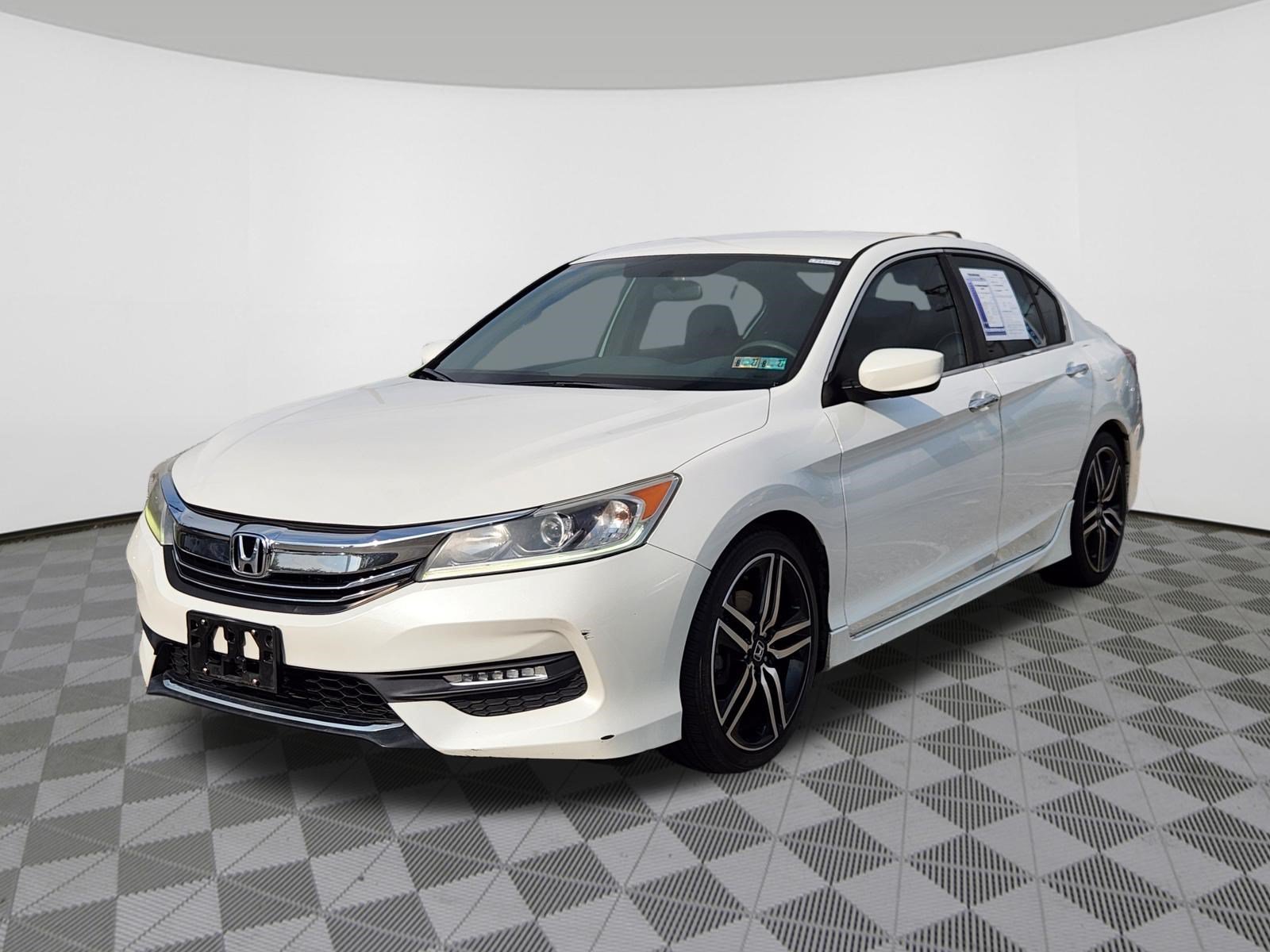 Used 2017 Honda Accord Sport Special Edition image 2