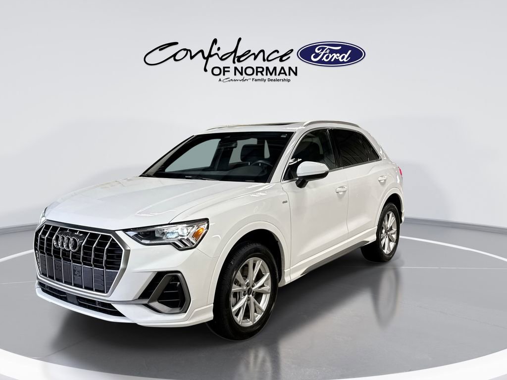 Used 2025 Audi Q3 2.0T Premium image 3