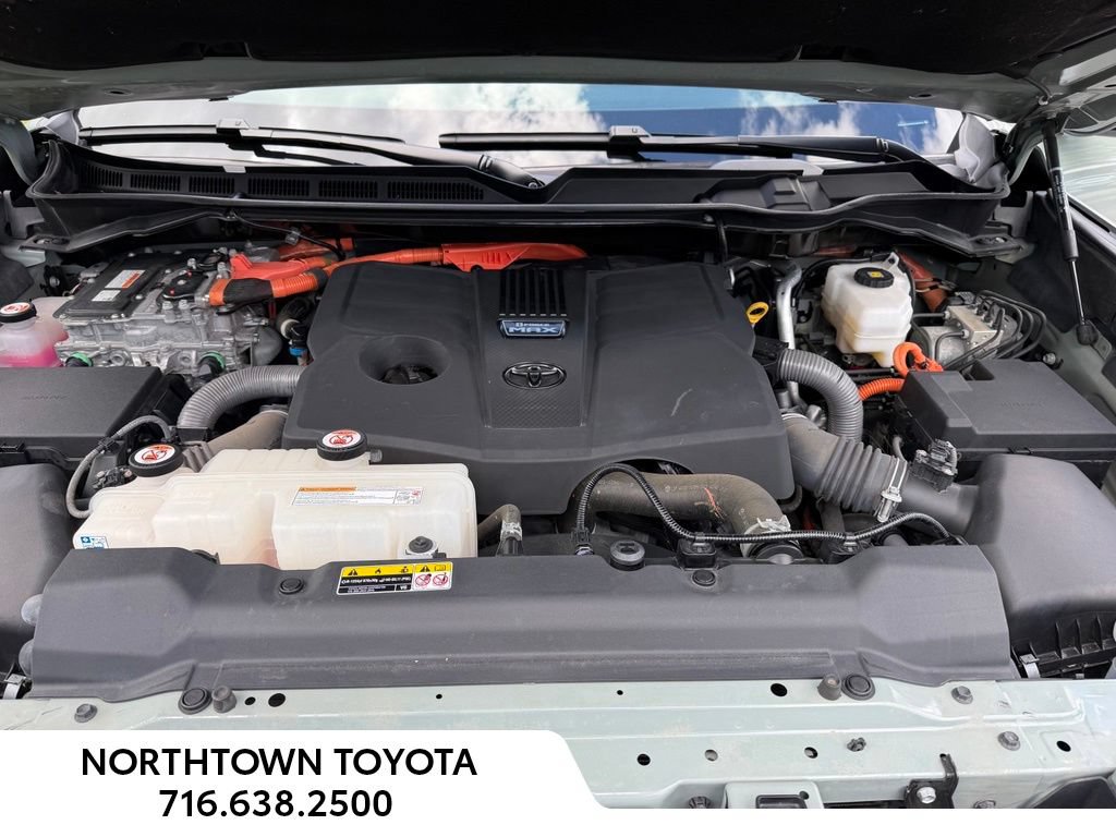Used 2024 Toyota Tundra Limited AWD/4WD image 15