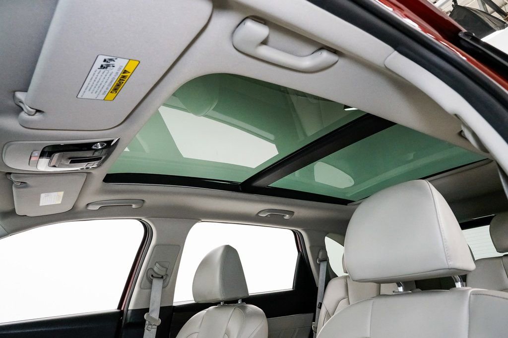 Certified 2024 Kia Sorento SX image 8