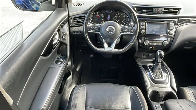 Used 2017 Nissan Rogue Sport SL image 13