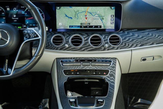 Used 2023 Mercedes-Benz E 450 4MATIC Sedan image 21