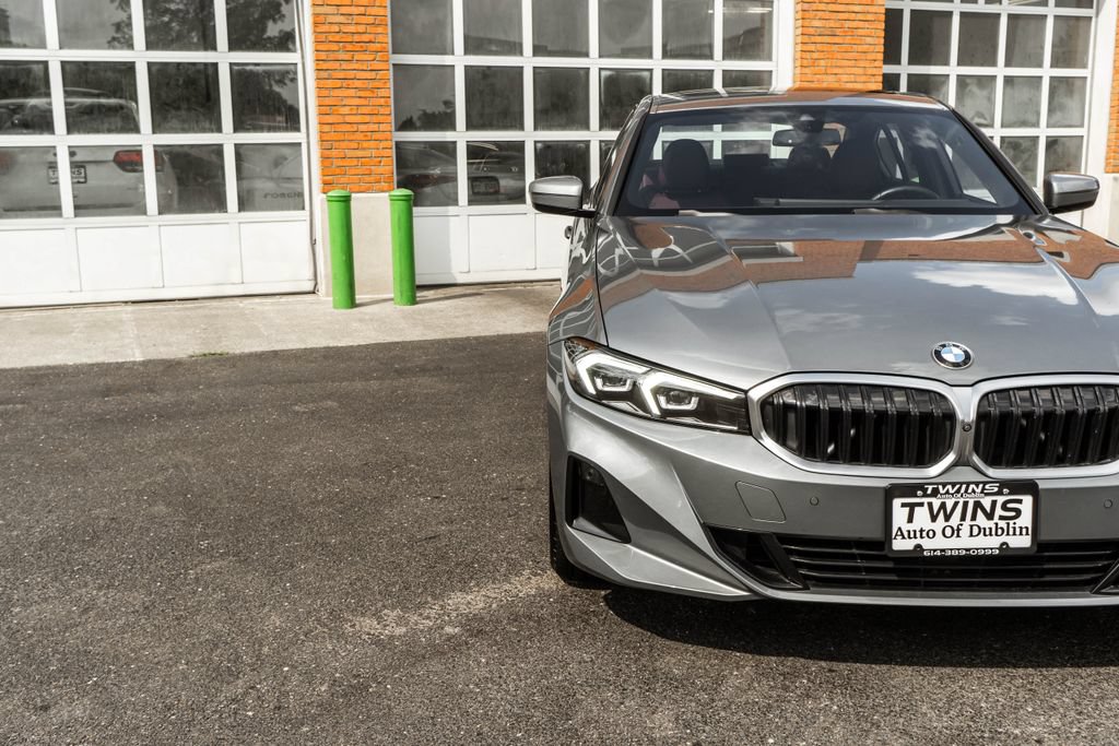 Used 2023 BMW 330i xDrive Sedan w/ Parking Assistance Package AWD/4WD image 32