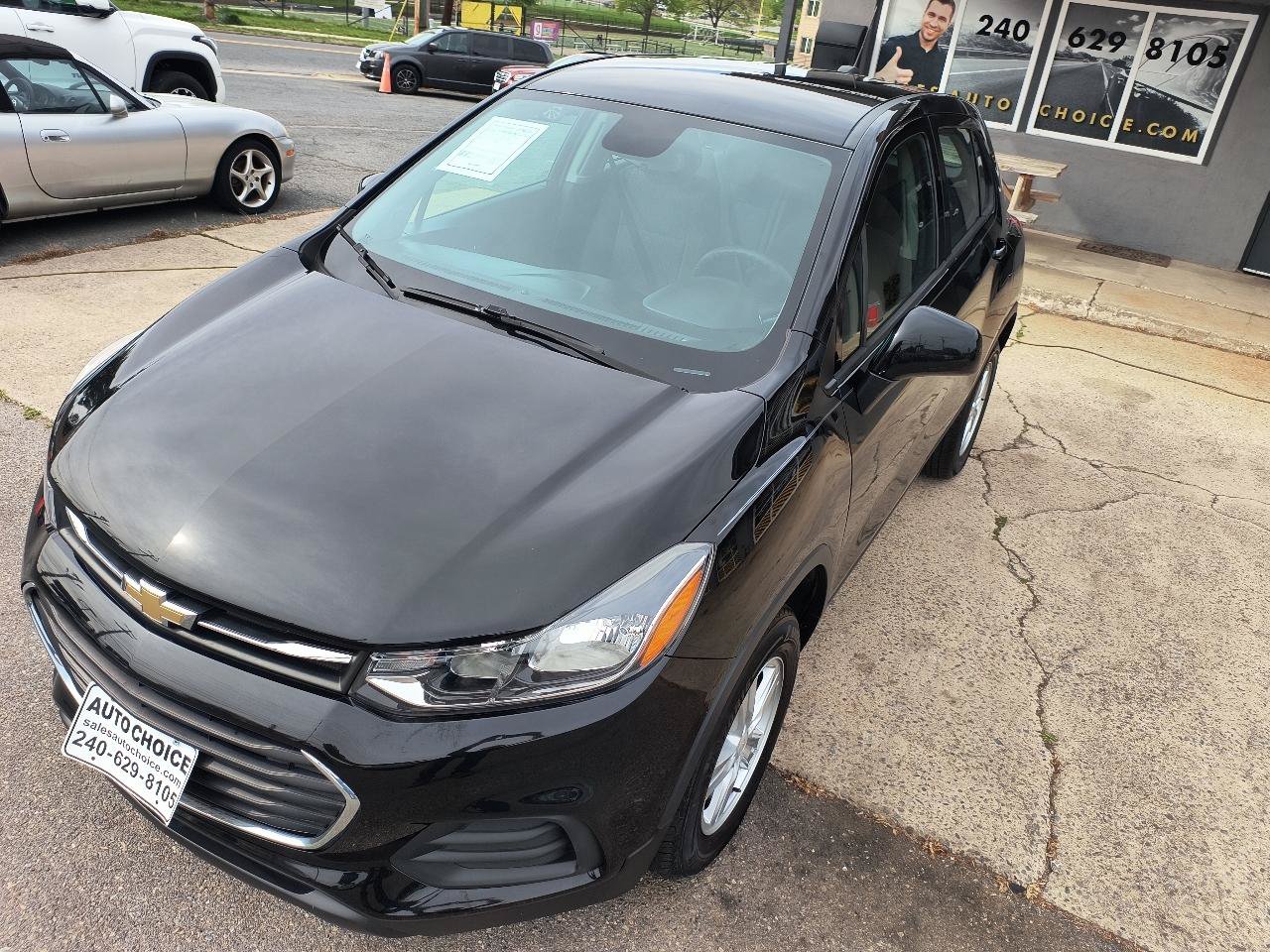 Used 2020 Chevrolet Trax LS AWD/4WD image 35